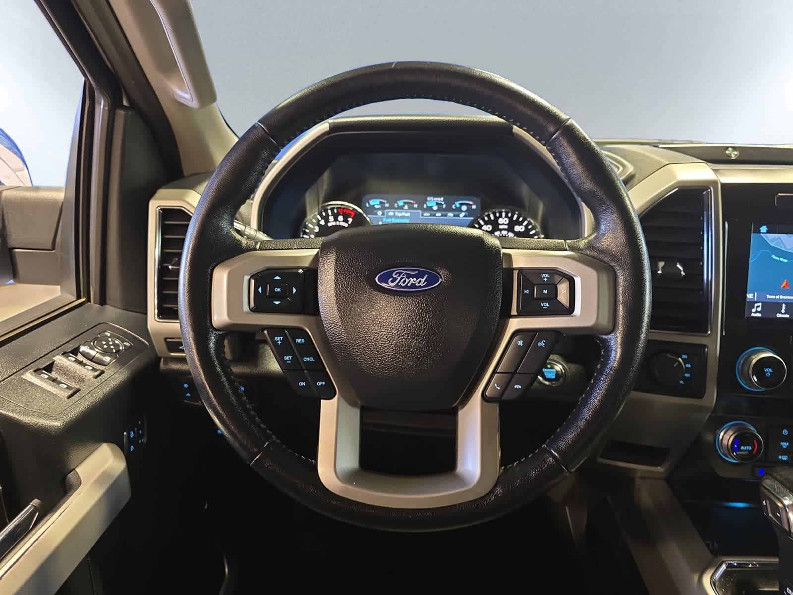 used 2019 Ford F-150 car, priced at $29,998