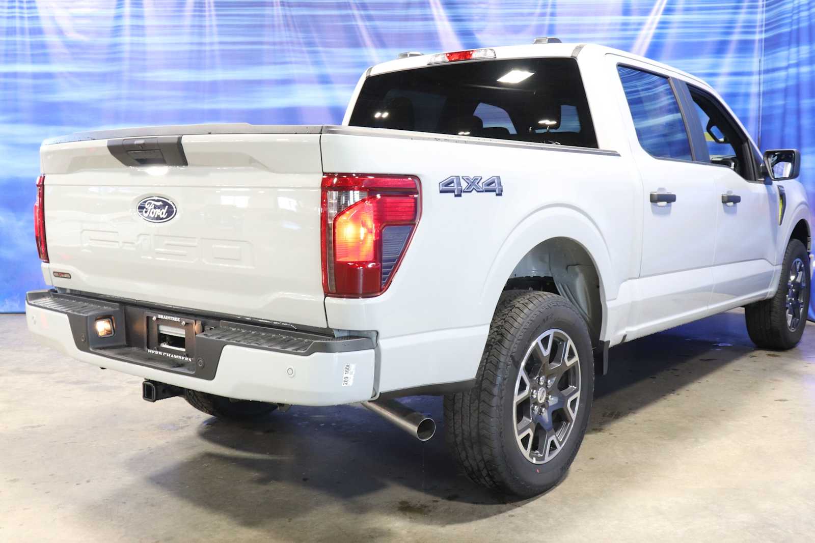 new 2024 Ford F-150 car, priced at $50,177