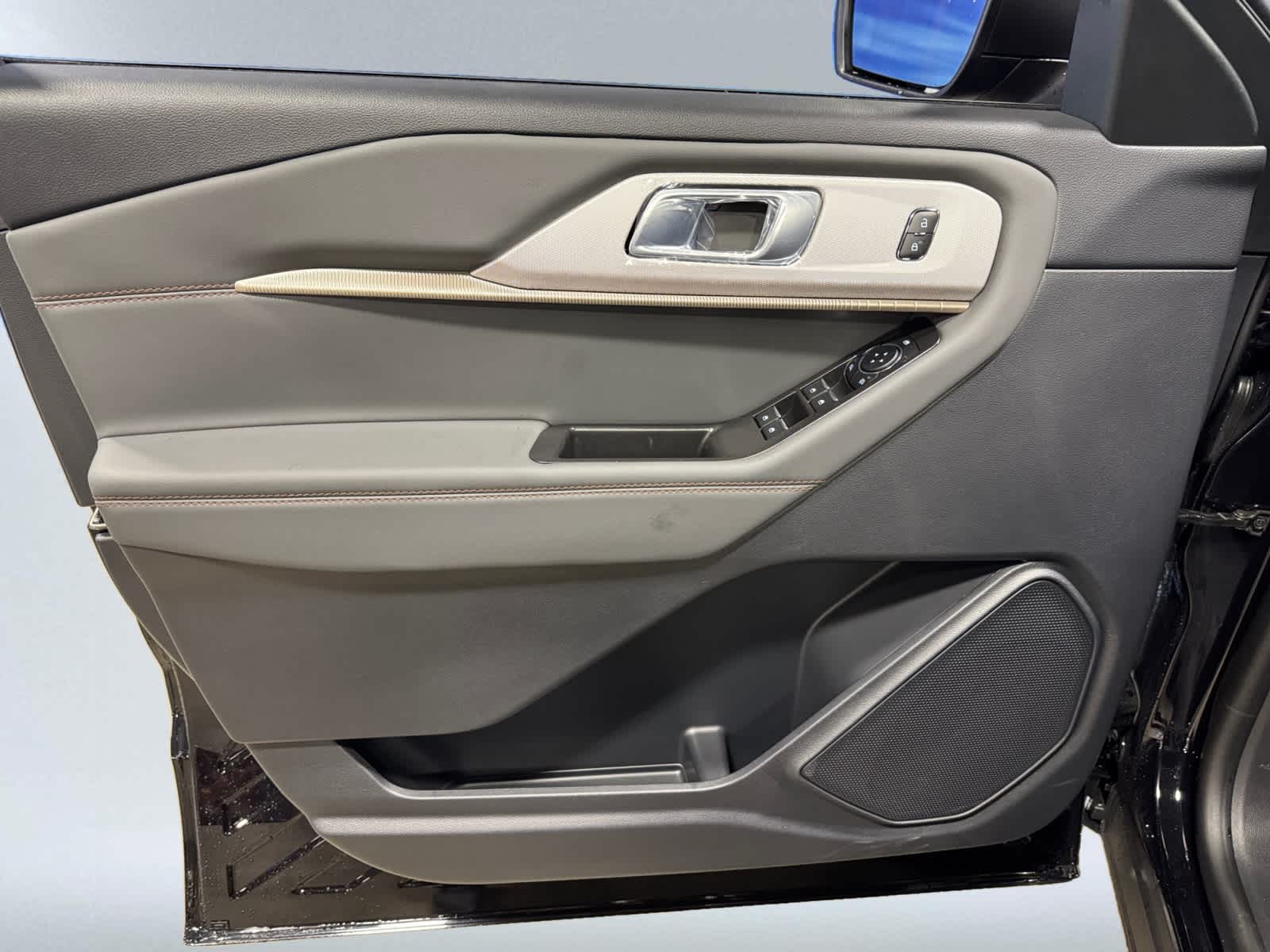 new 2025 Ford Explorer car, priced at $44,691