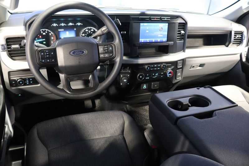 new 2024 Ford Super Duty F-250 SRW car, priced at $53,307