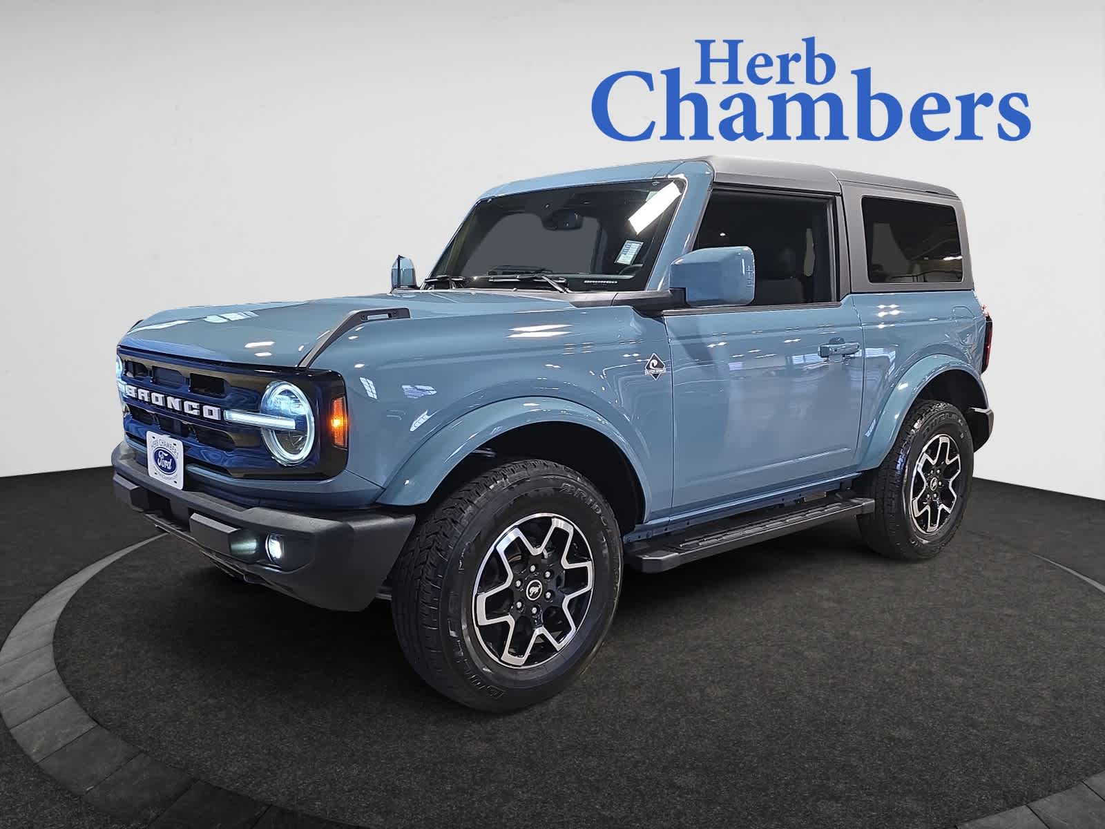 used 2023 Ford Bronco car, priced at $45,998