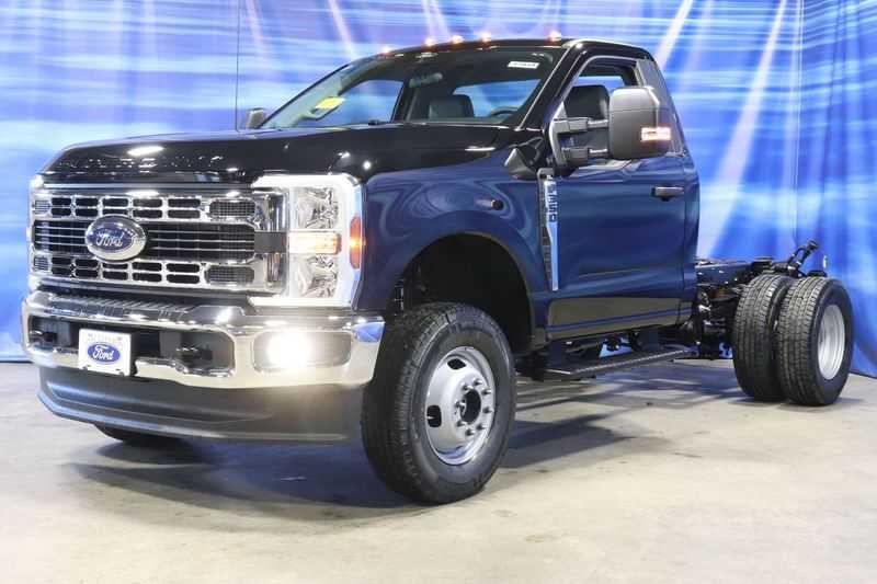 new 2024 Ford Super Duty F-350 DRW Chassis car, priced at $53,698