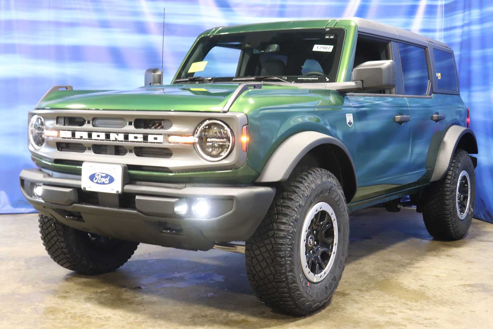 new 2024 Ford Bronco car, priced at $53,130