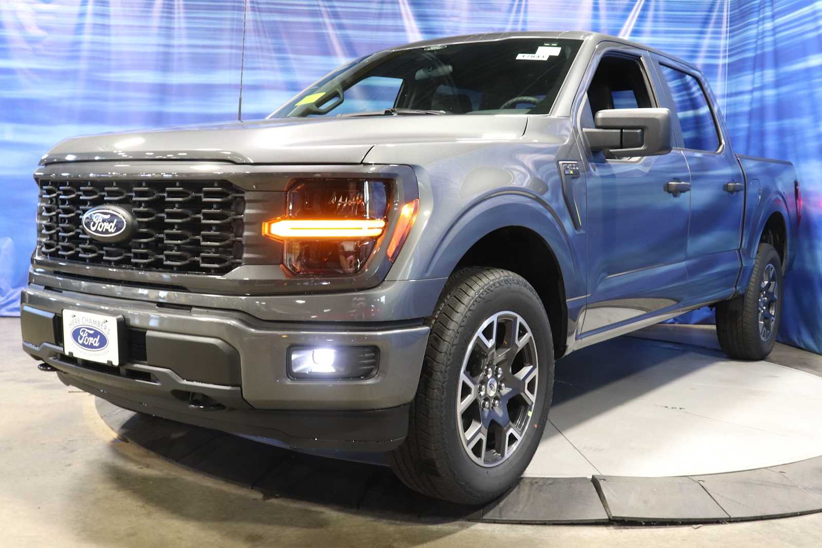 new 2024 Ford F-150 car, priced at $52,210