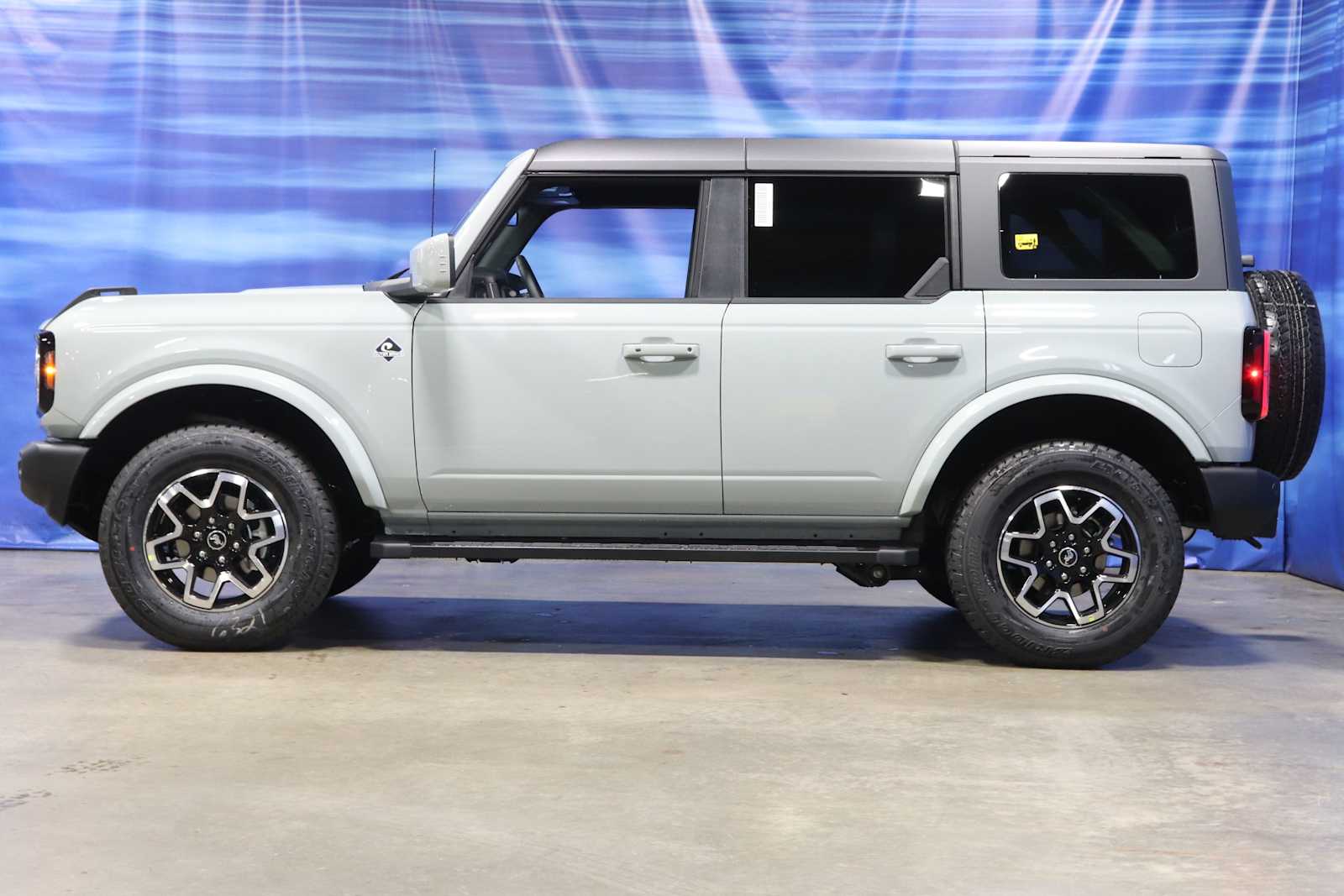 new 2024 Ford Bronco car, priced at $50,869