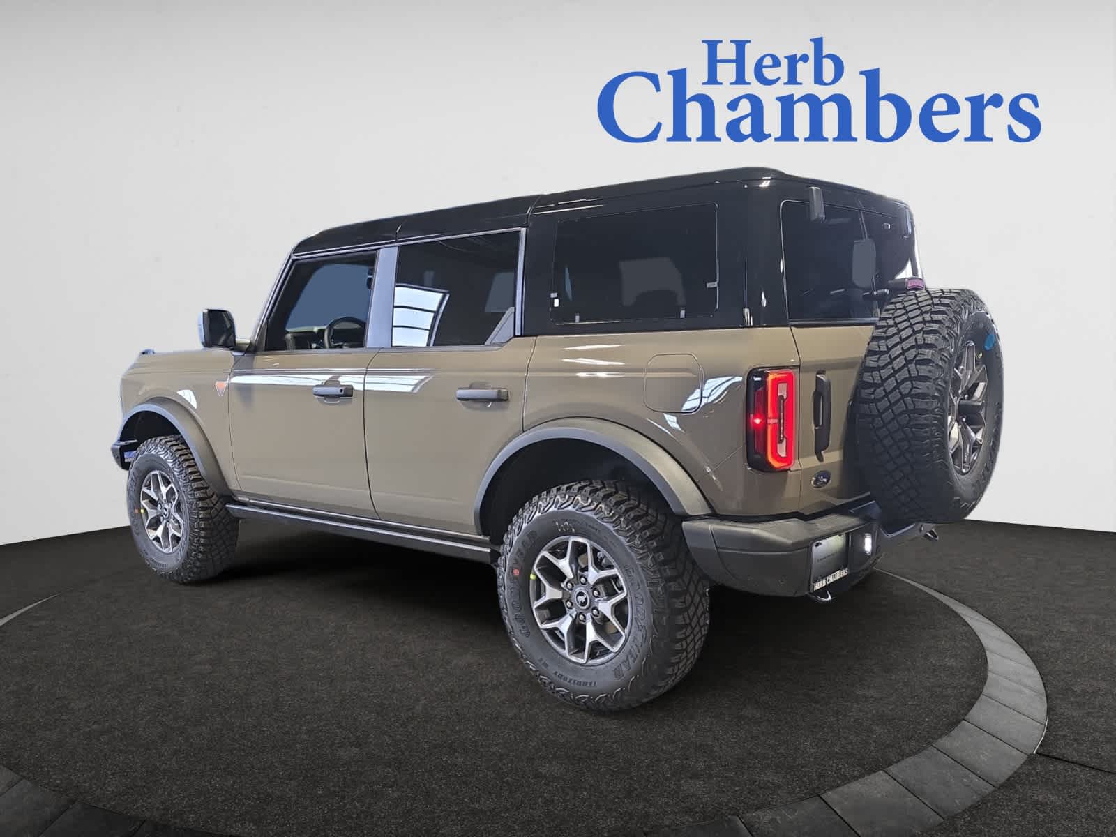 new 2025 Ford Bronco car, priced at $57,453