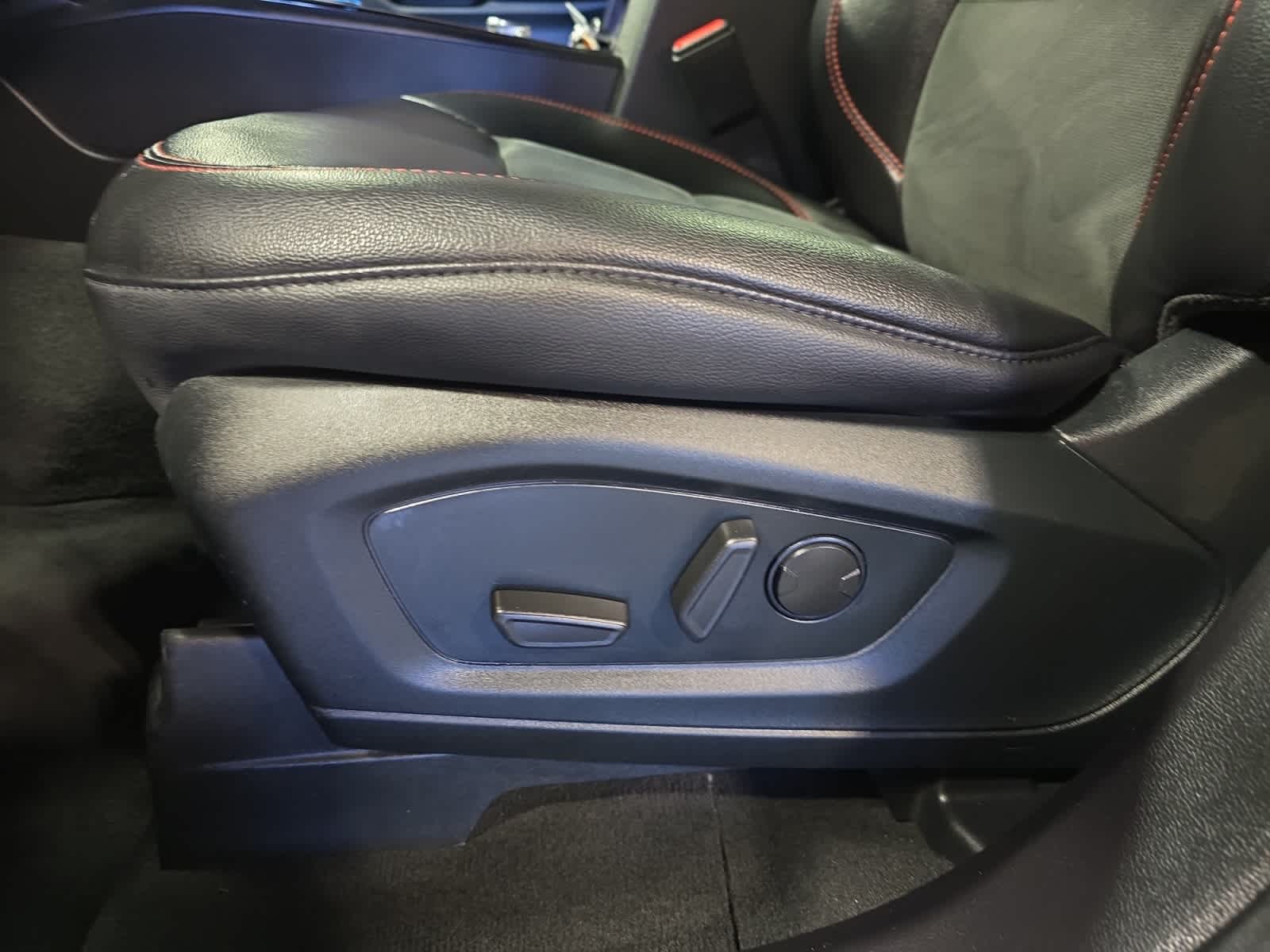used 2022 Ford Explorer car, priced at $35,988