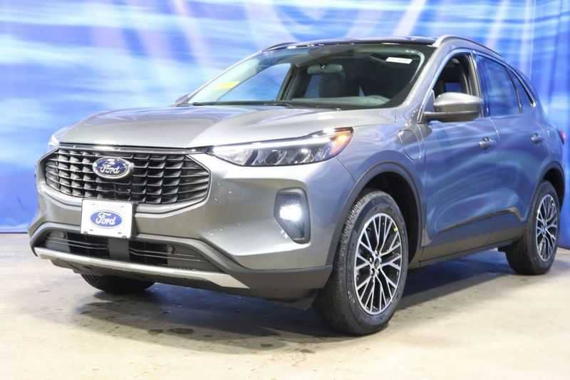 new 2025 Ford Escape car, priced at $39,910