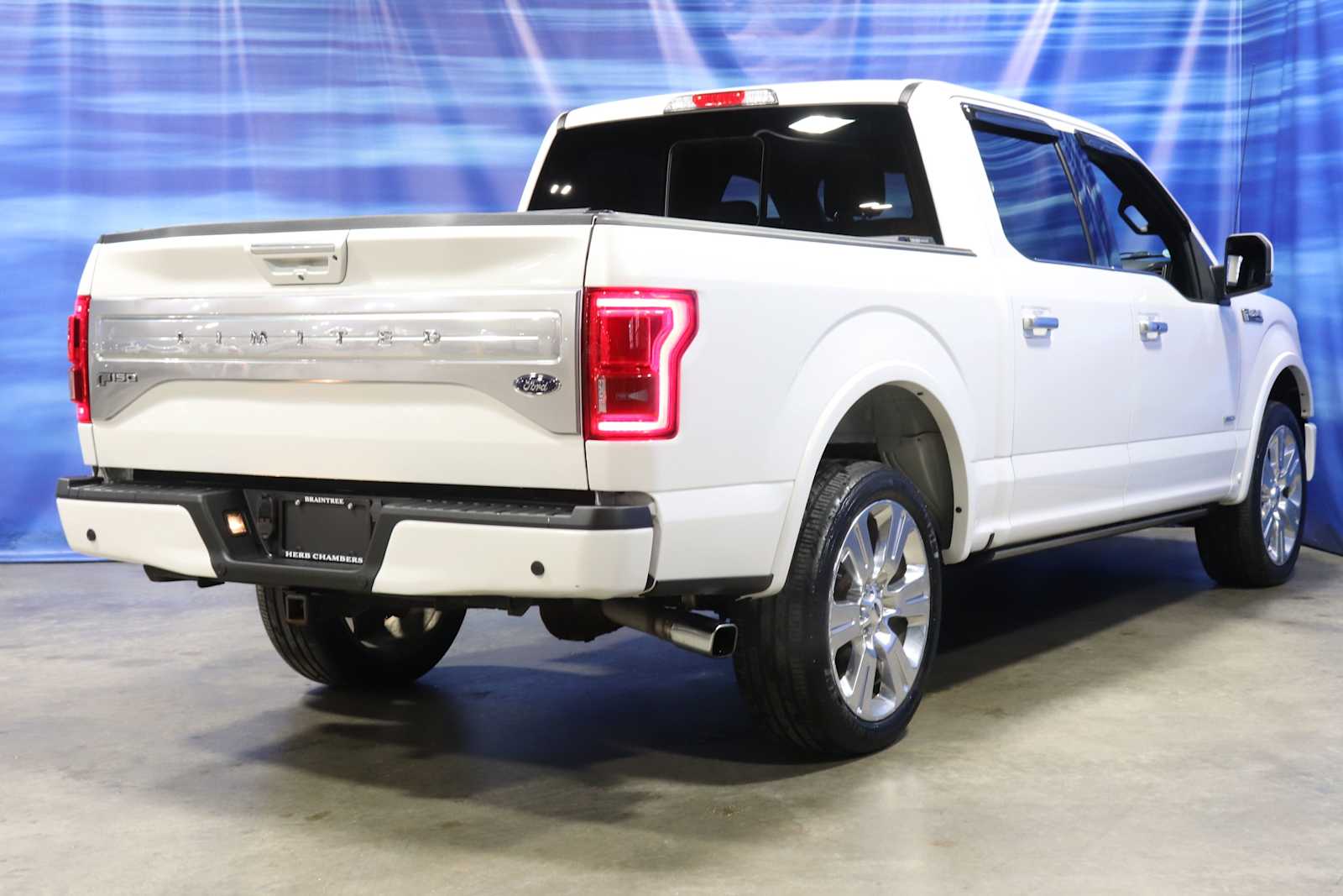 used 2017 Ford F-150 car, priced at $30,988