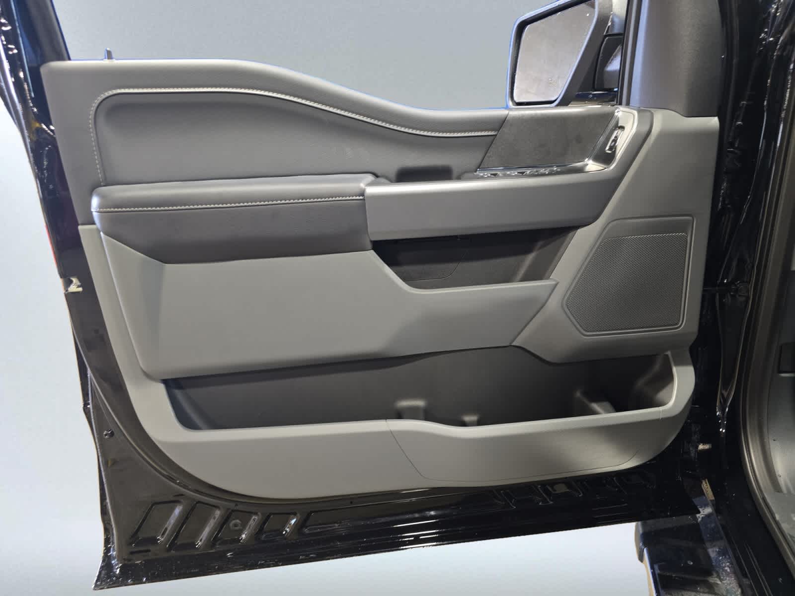 new 2025 Ford F-150 car, priced at $55,454