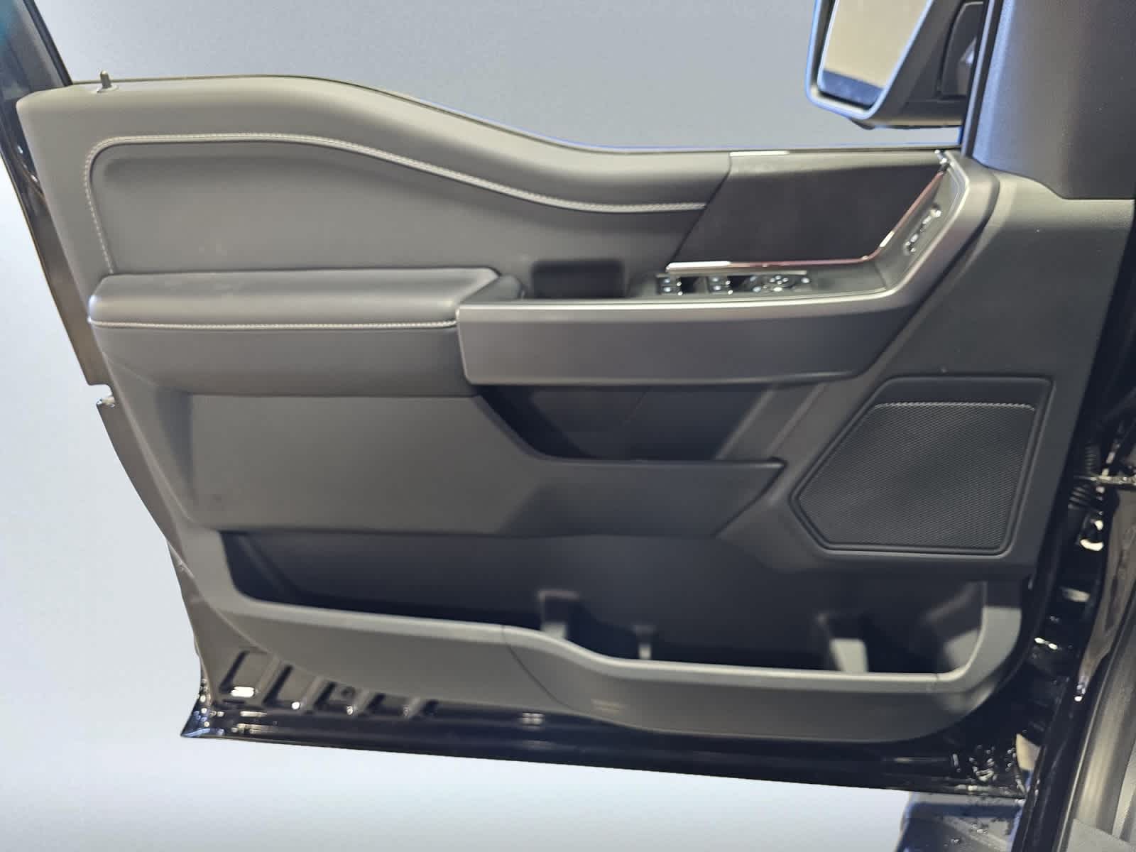 new 2025 Ford F-150 car, priced at $54,616