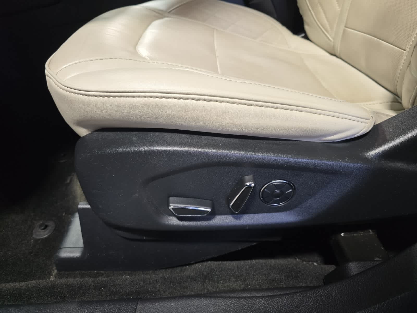 used 2018 Ford Explorer car, priced at $19,488