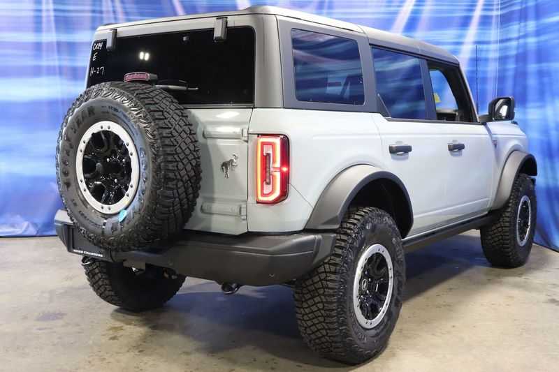 new 2024 Ford Bronco car, priced at $67,011