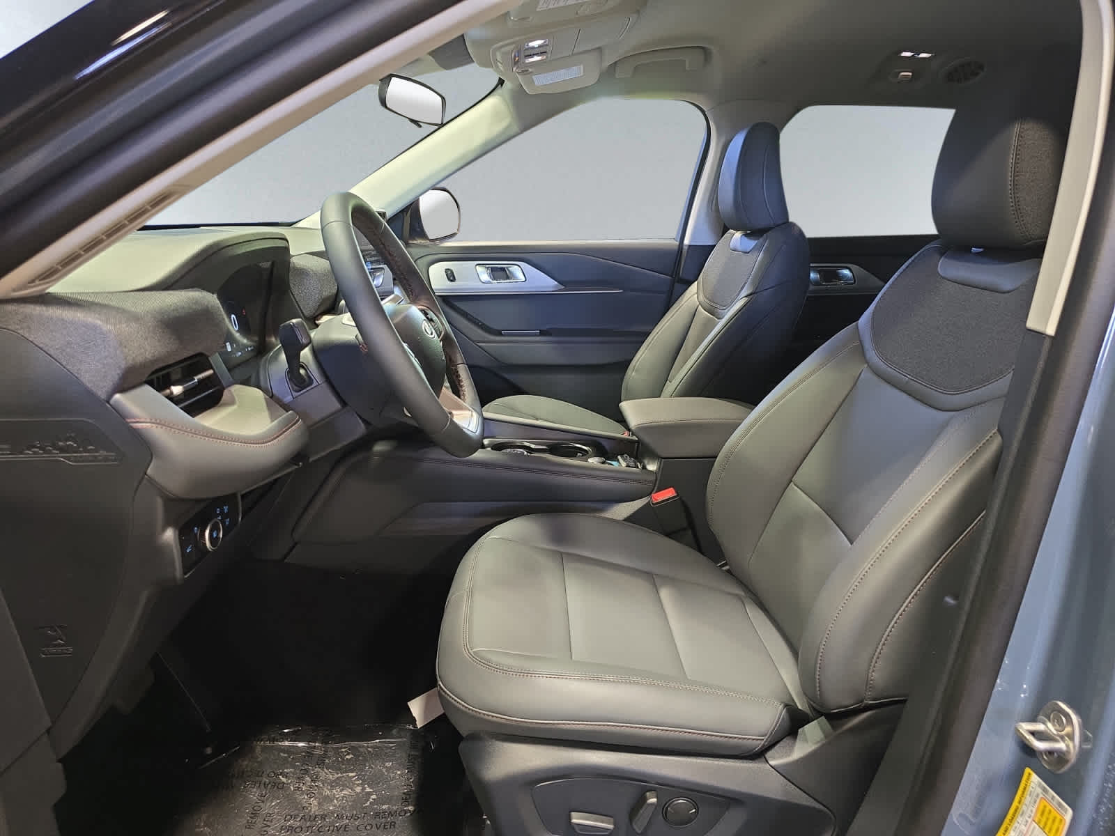 new 2025 Ford Explorer car, priced at $45,135