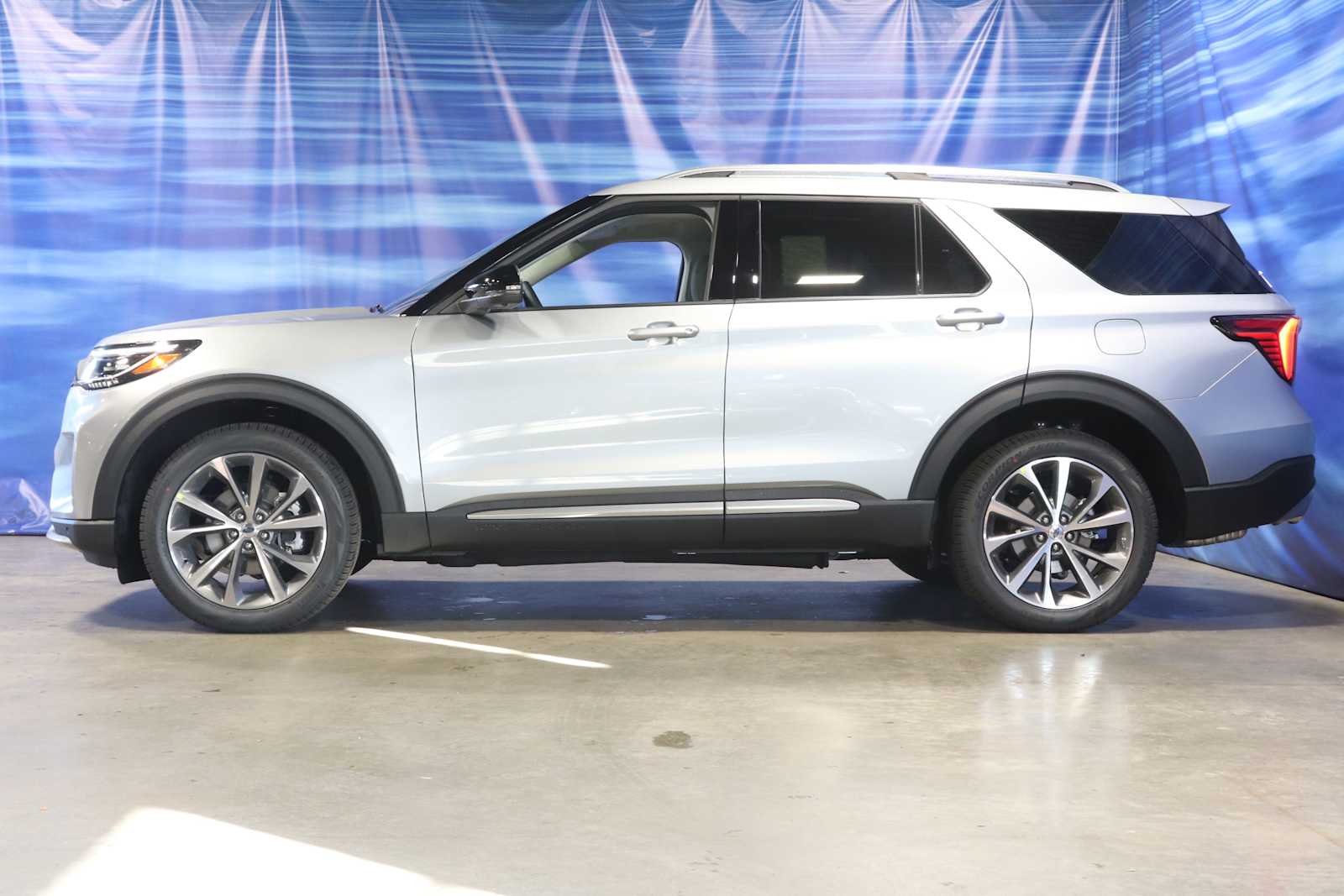 new 2025 Ford Explorer car, priced at $57,611