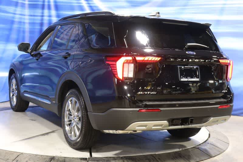 new 2025 Ford Explorer car, priced at $47,975