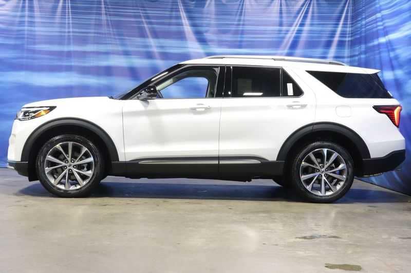 new 2025 Ford Explorer car, priced at $58,938