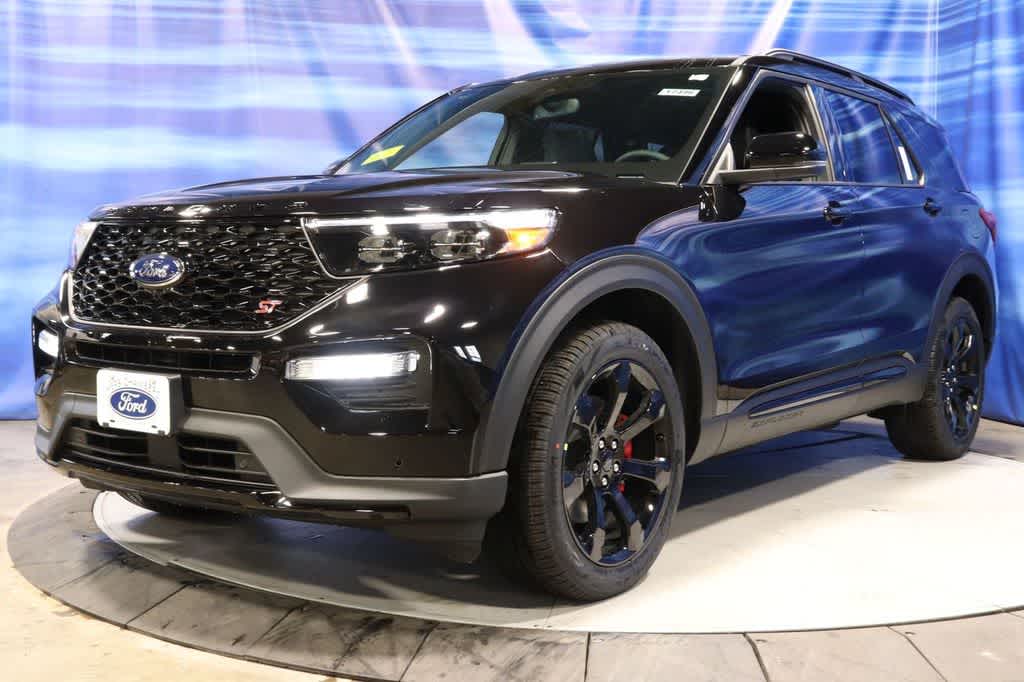 new 2024 Ford Explorer car, priced at $61,610