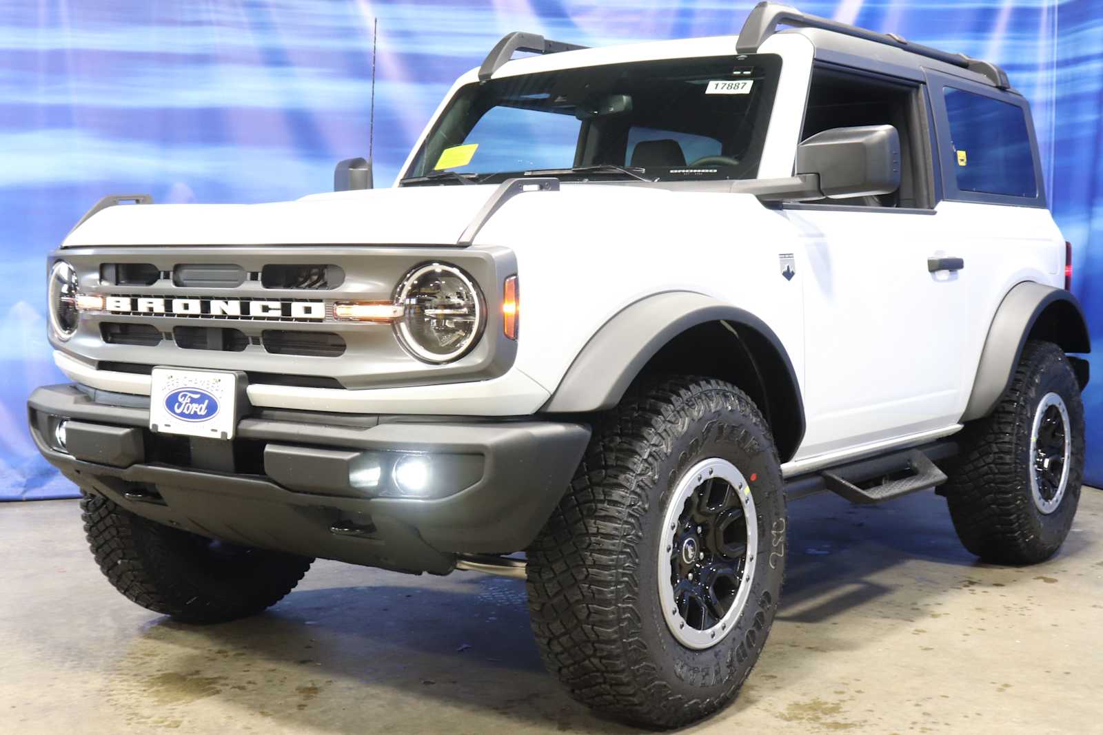 new 2024 Ford Bronco car, priced at $51,736