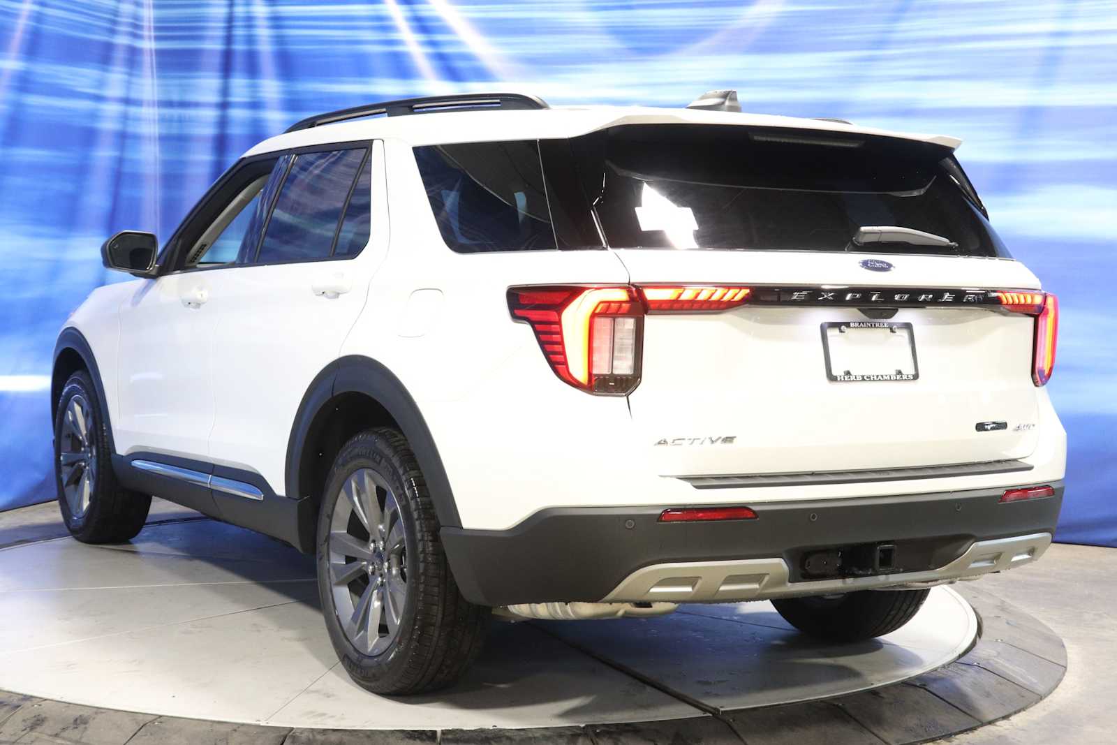 new 2025 Ford Explorer car, priced at $46,973