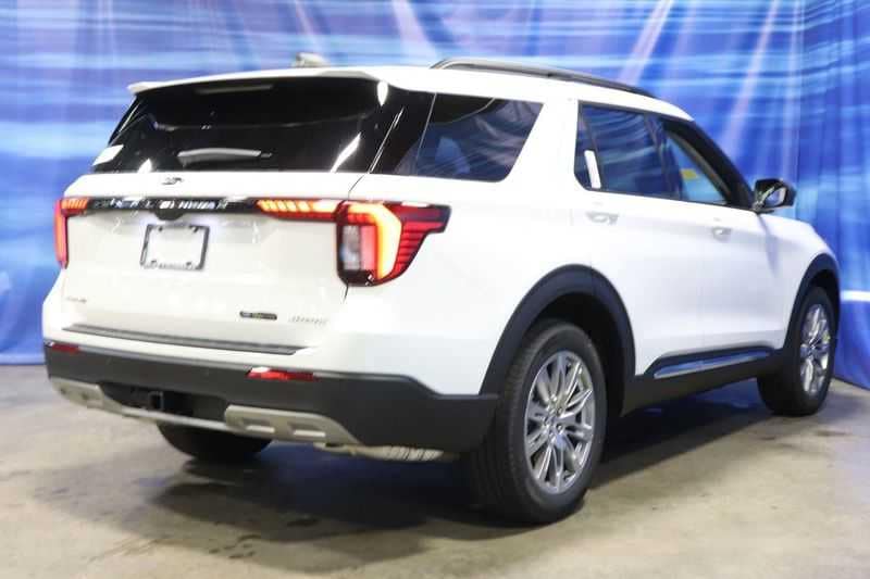 new 2025 Ford Explorer car, priced at $50,795