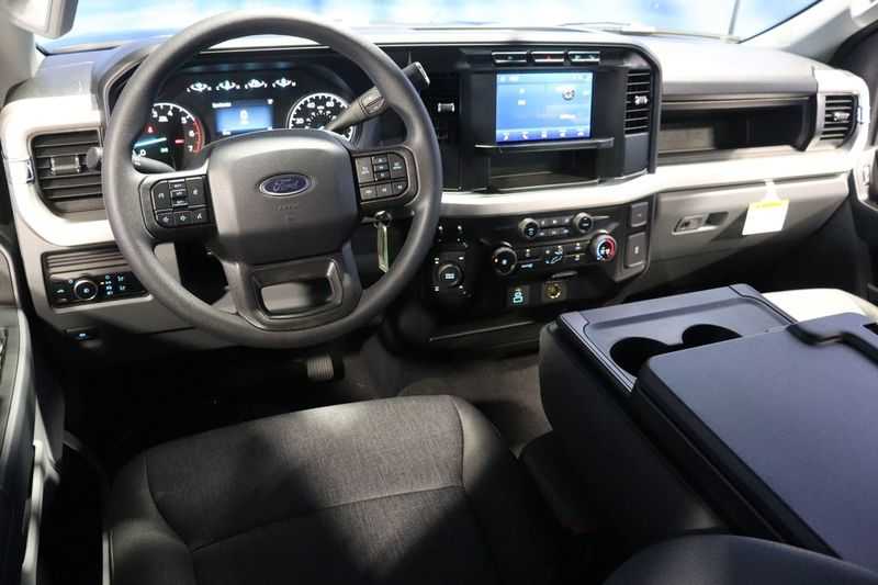 new 2024 Ford Super Duty F-250 SRW car, priced at $59,855