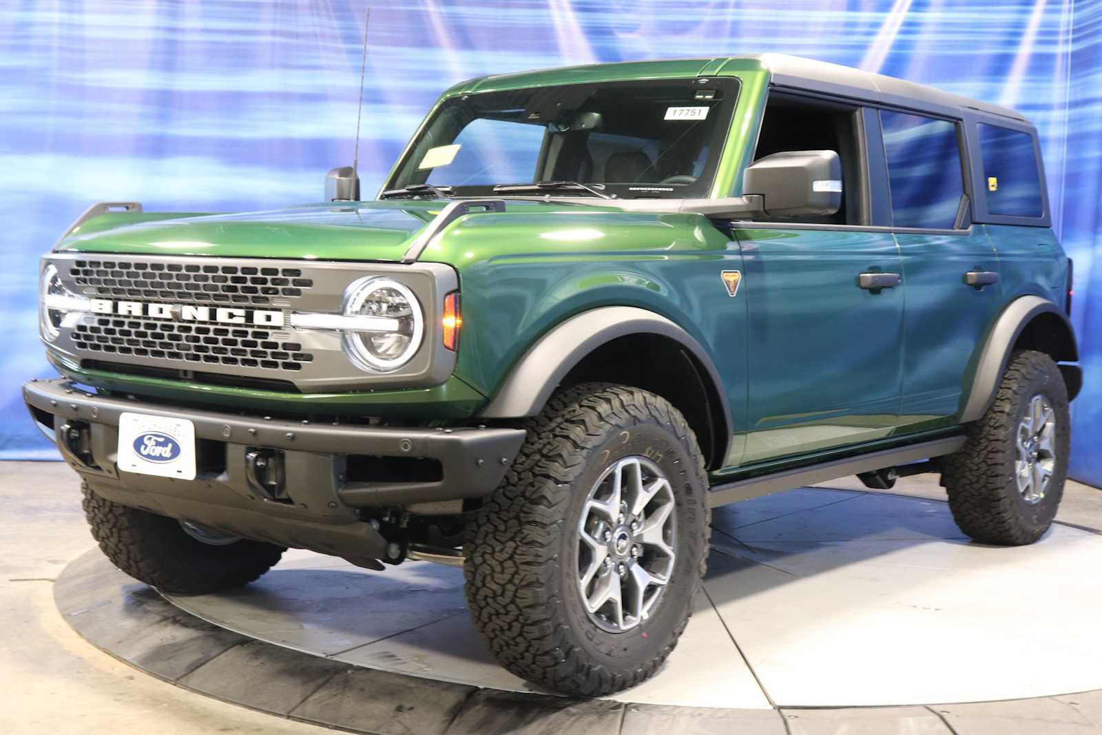 new 2024 Ford Bronco car, priced at $61,828