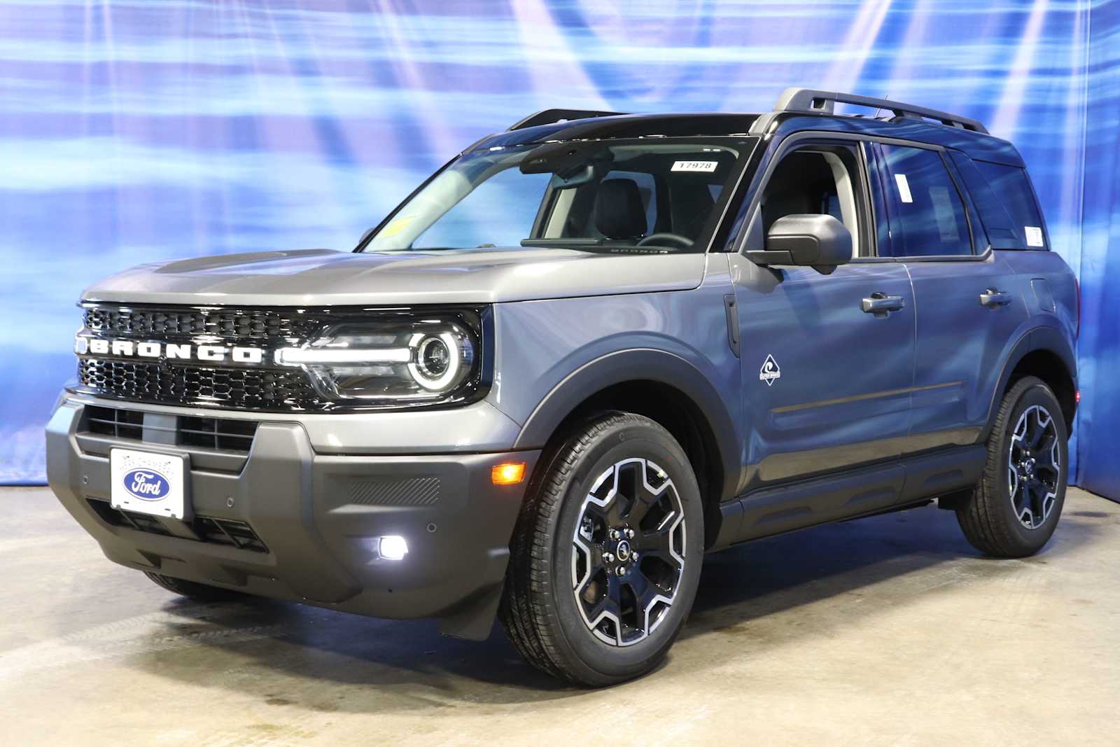 new 2025 Ford Bronco Sport car, priced at $37,212