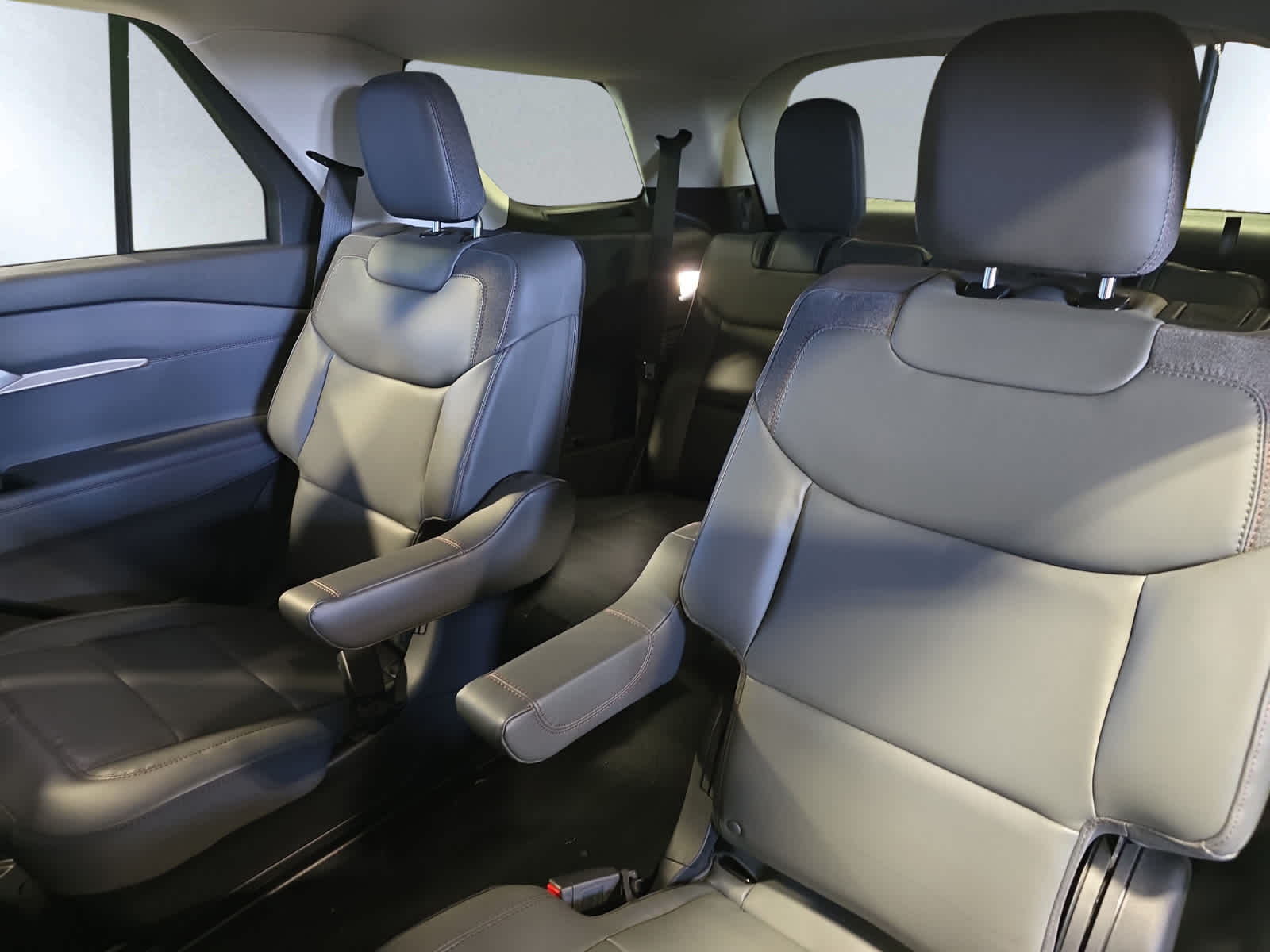 new 2025 Ford Explorer car, priced at $45,135