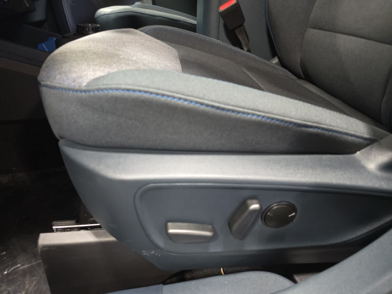 new 2025 Ford Maverick car, priced at $34,243