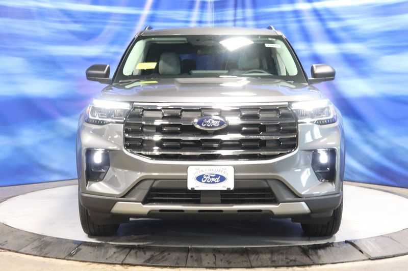 new 2025 Ford Explorer car, priced at $46,414