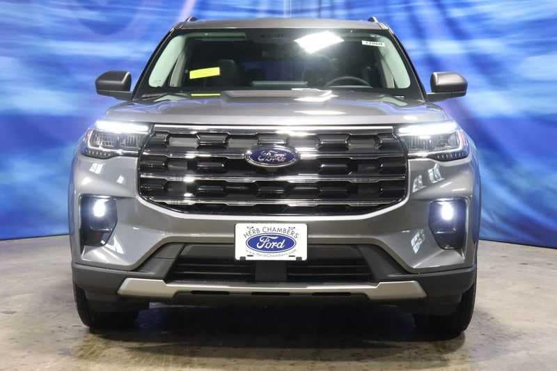 new 2025 Ford Explorer car, priced at $47,969