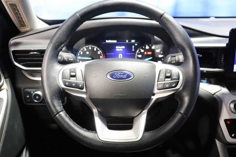 used 2022 Ford Explorer car, priced at $29,995