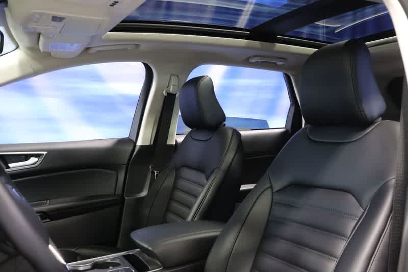 new 2024 Ford Edge car, priced at $43,679