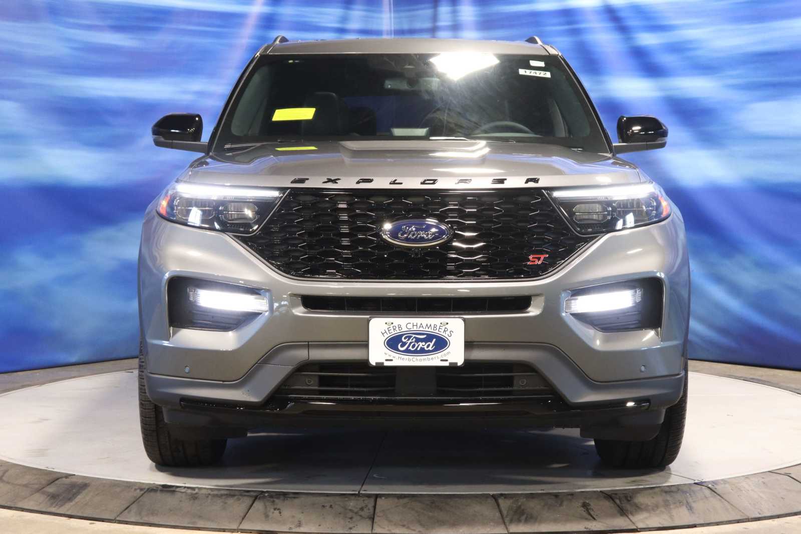 new 2024 Ford Explorer car, priced at $59,680