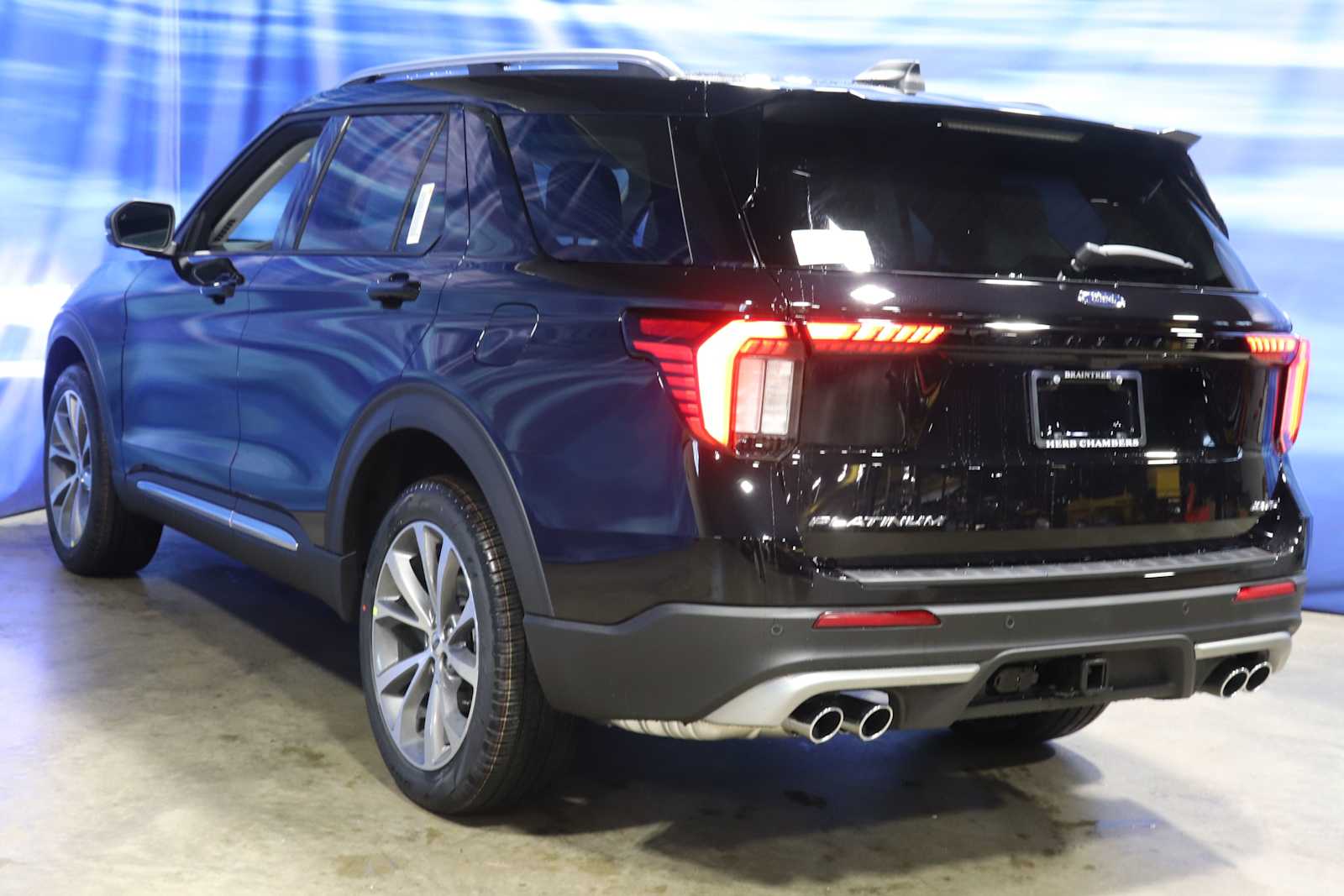 new 2025 Ford Explorer car, priced at $57,611