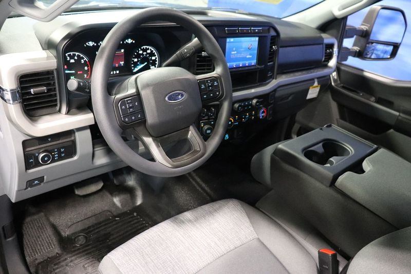 new 2024 Ford Super Duty F-250 SRW car, priced at $57,431