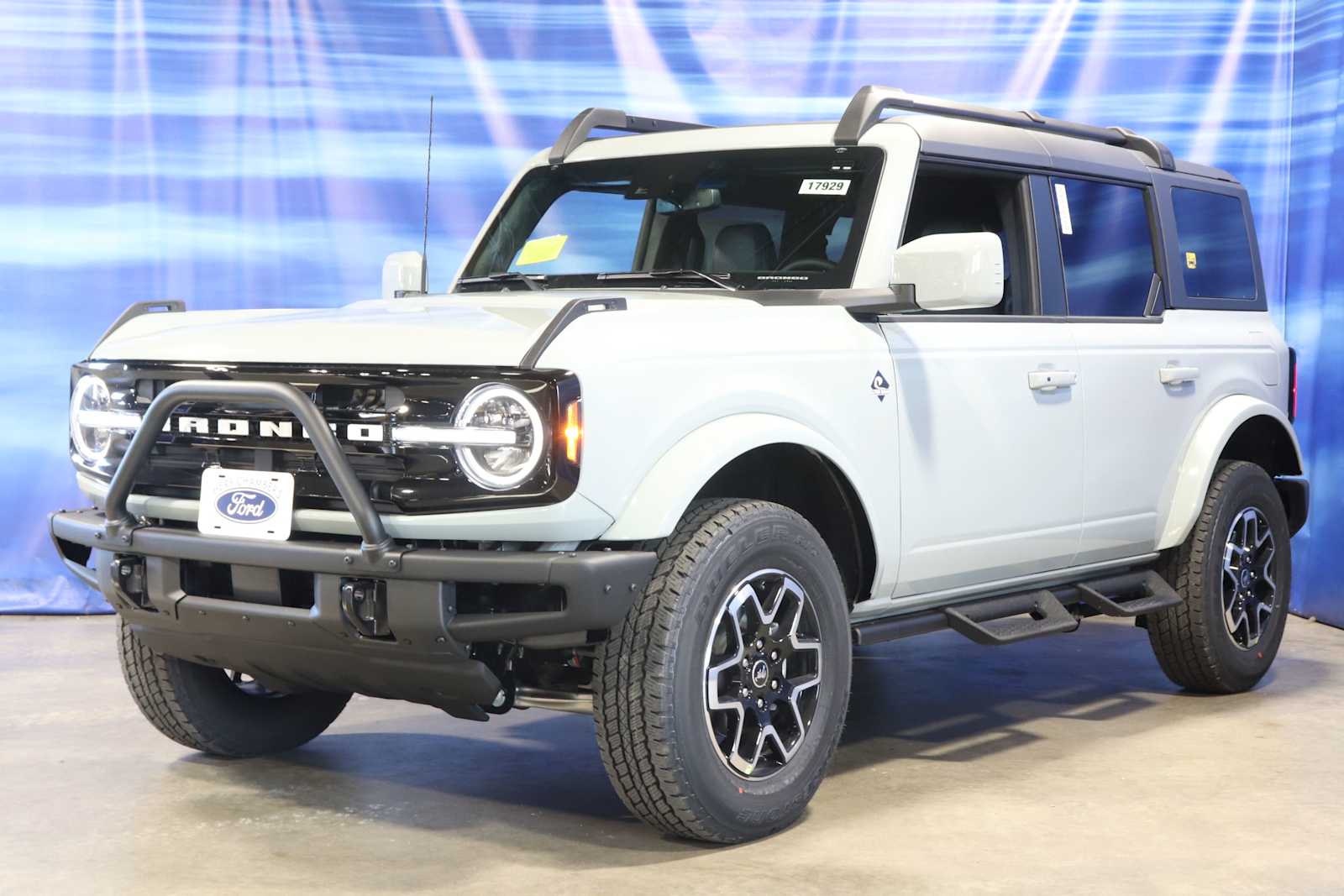 new 2024 Ford Bronco car, priced at $52,717