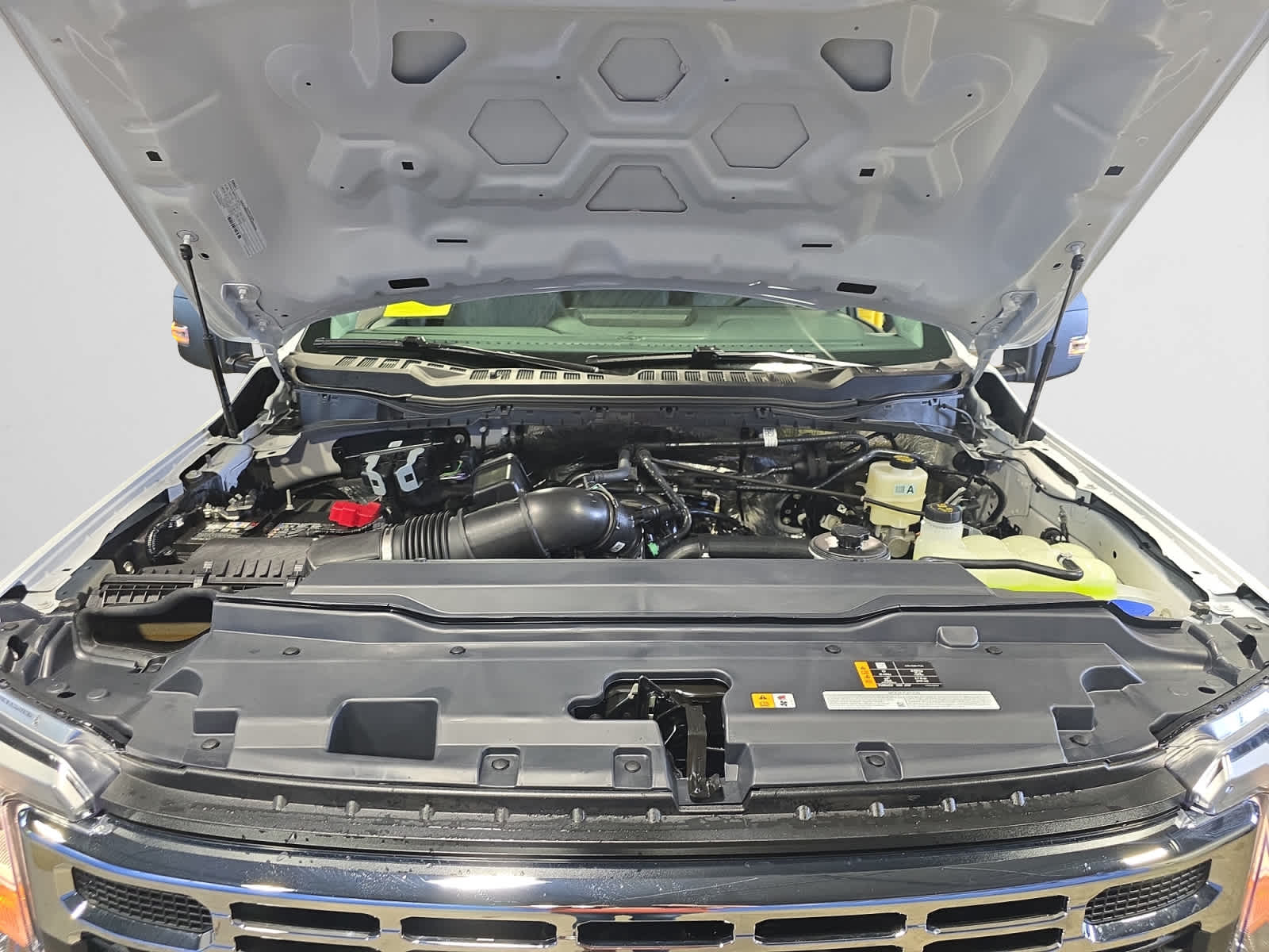 new 2025 Ford Super Duty F-250 SRW car, priced at $61,460