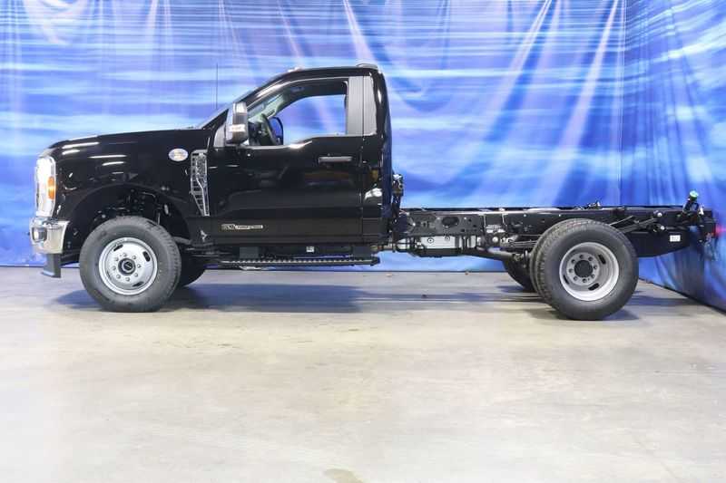 new 2024 Ford Super Duty F-350 DRW Chassis car, priced at $63,104