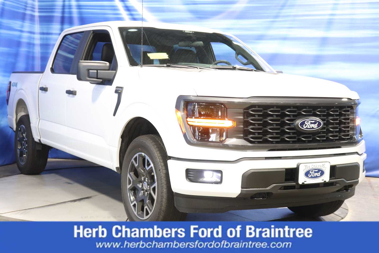 new 2024 Ford F-150 car, priced at $51,379