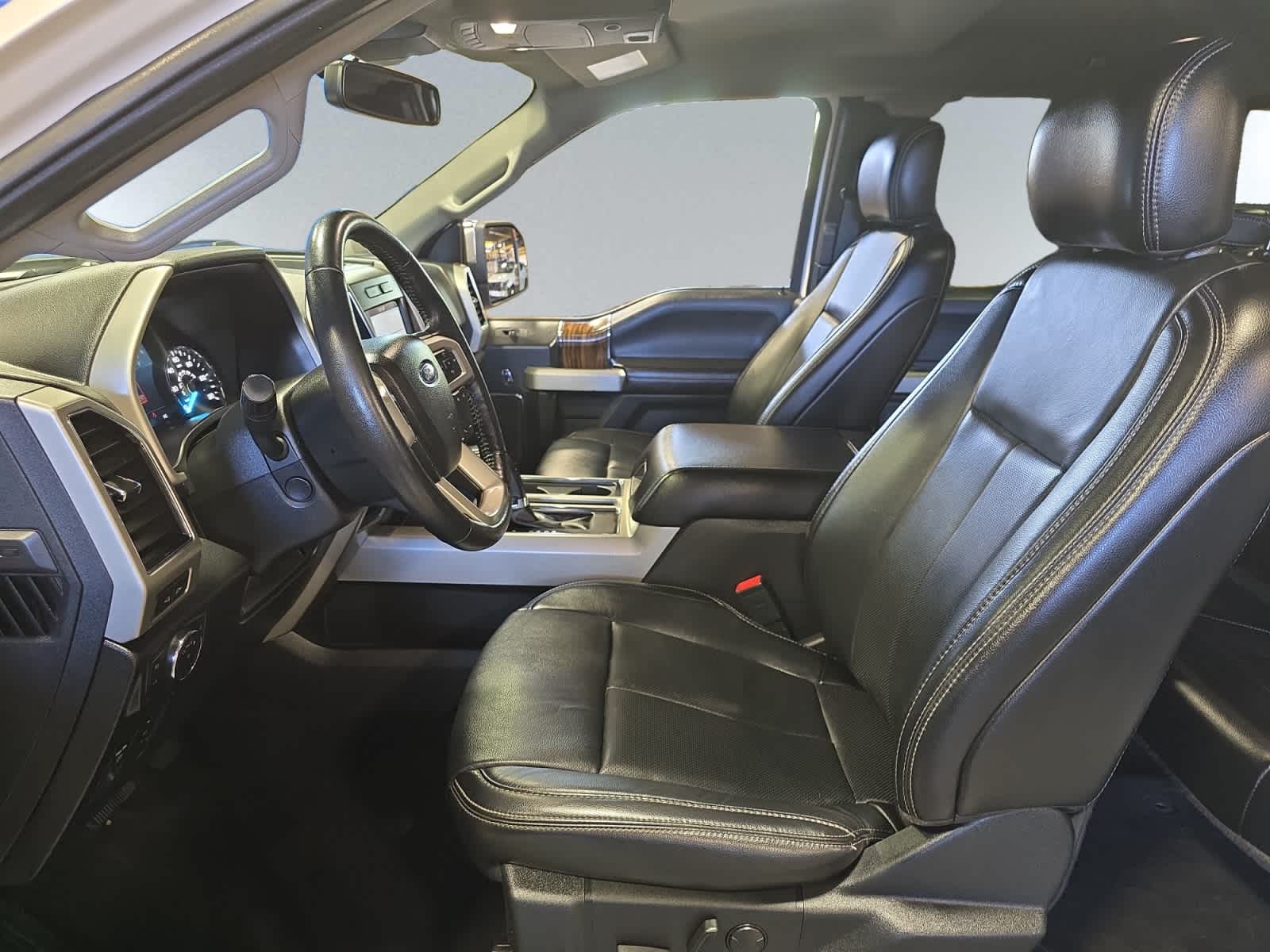 used 2019 Ford F-150 car, priced at $29,998
