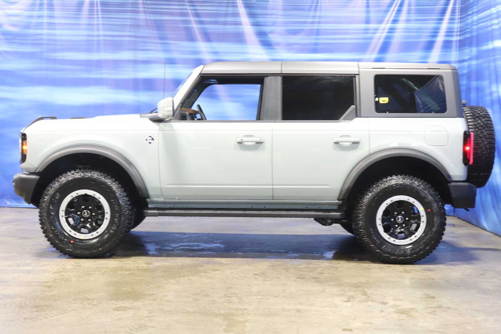 new 2024 Ford Bronco car, priced at $59,870