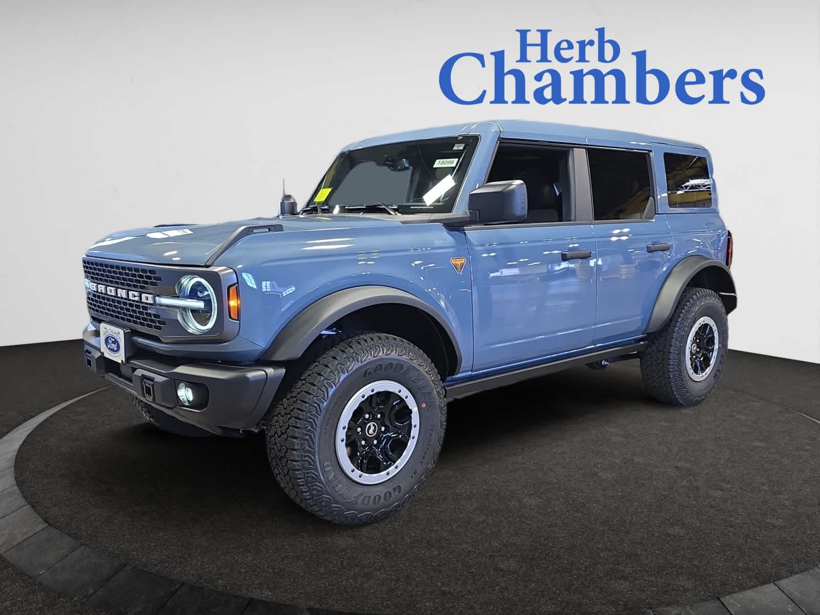 new 2025 Ford Bronco car, priced at $60,306