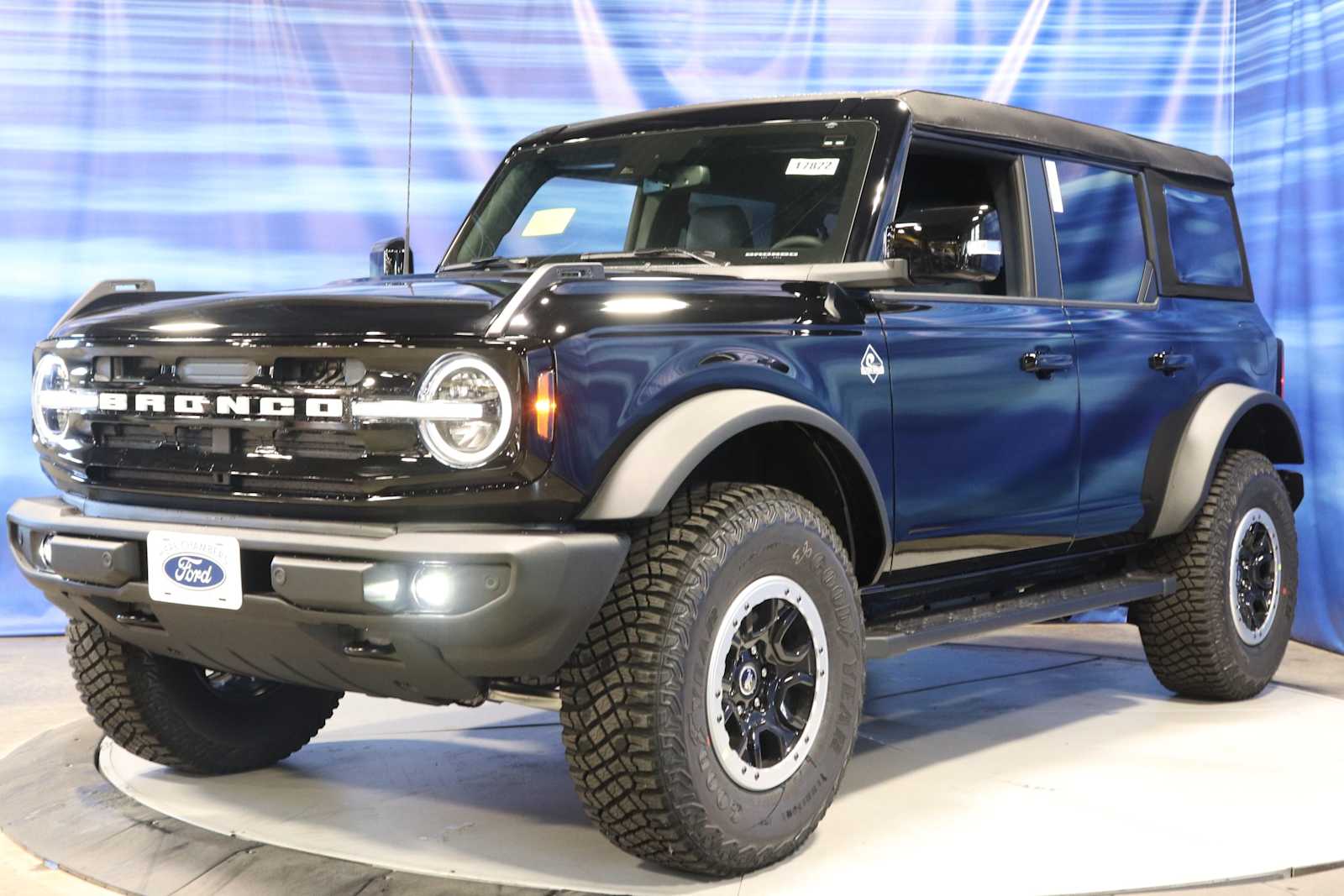 new 2024 Ford Bronco car, priced at $59,680