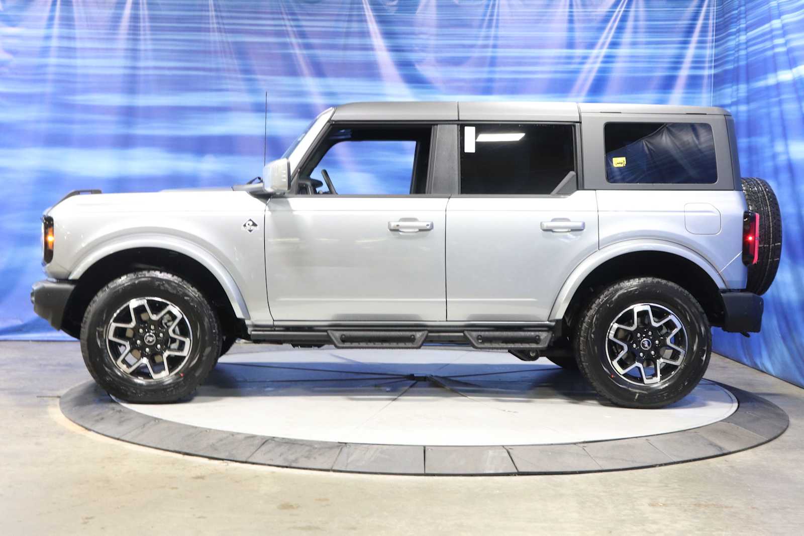 new 2024 Ford Bronco car, priced at $51,069