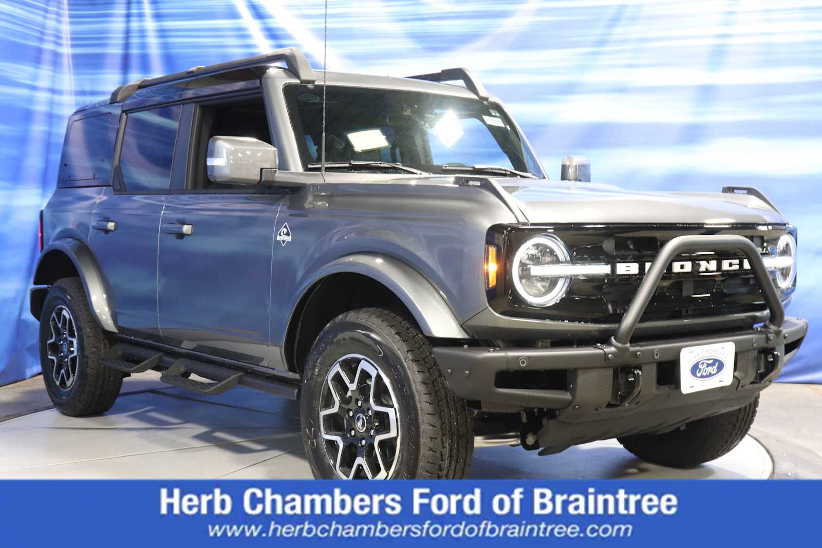 new 2024 Ford Bronco car, priced at $55,643