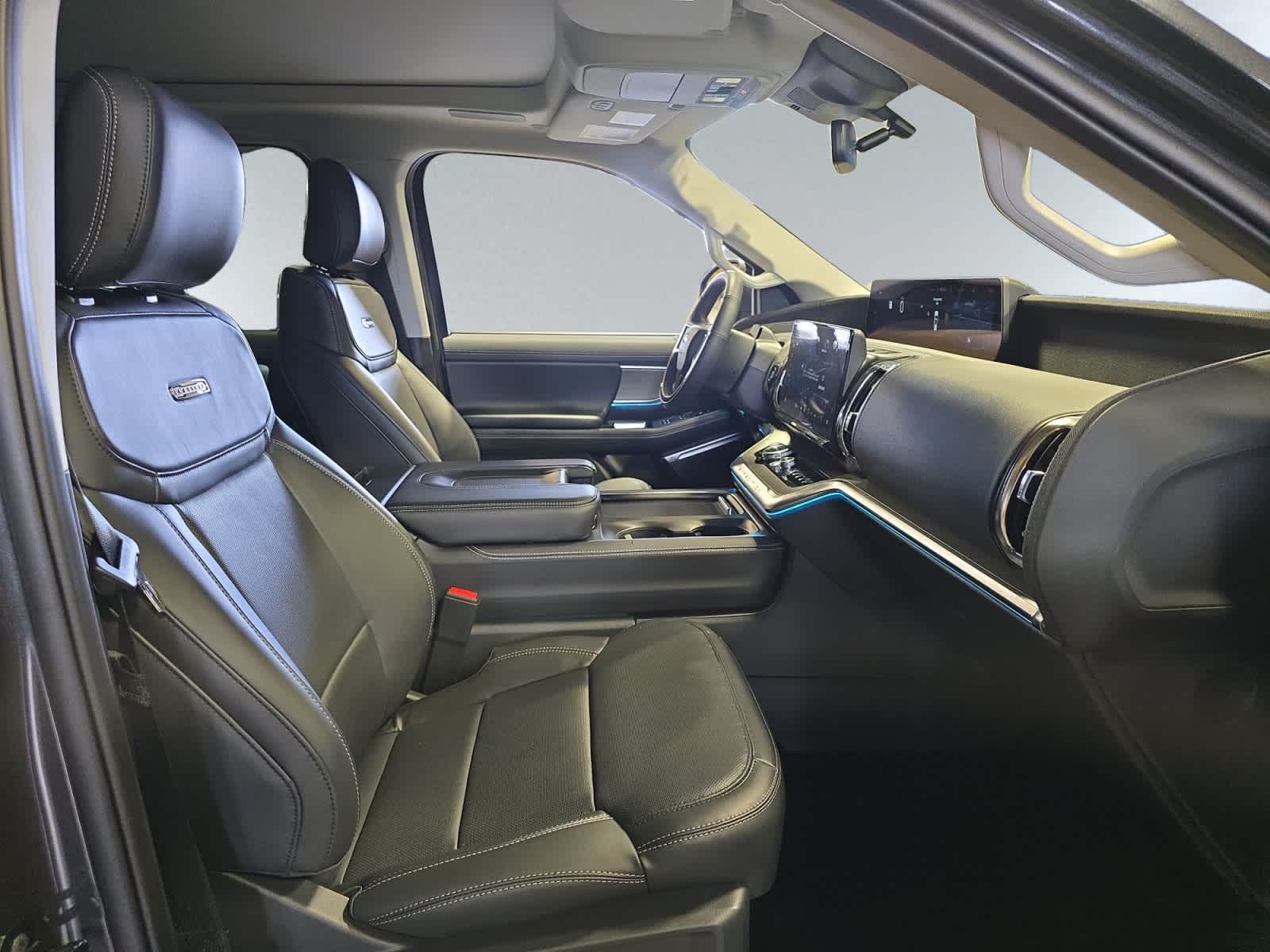 new 2025 Ford Expedition car