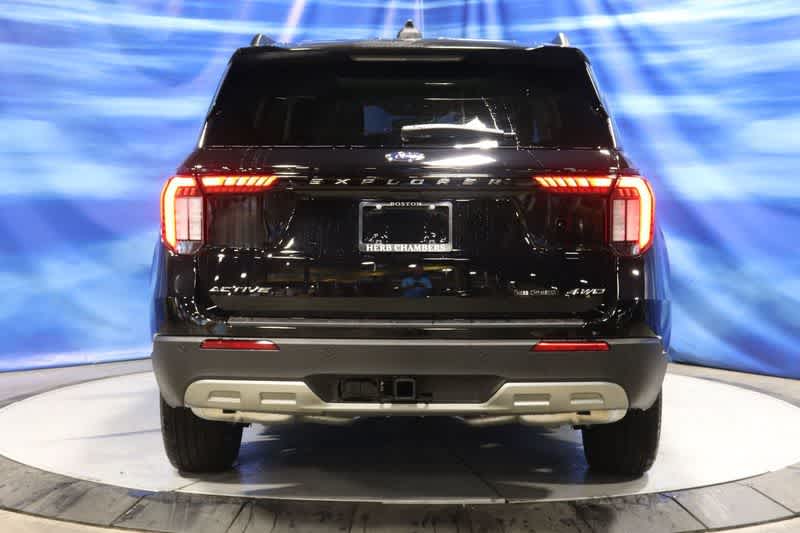 new 2025 Ford Explorer car, priced at $47,975