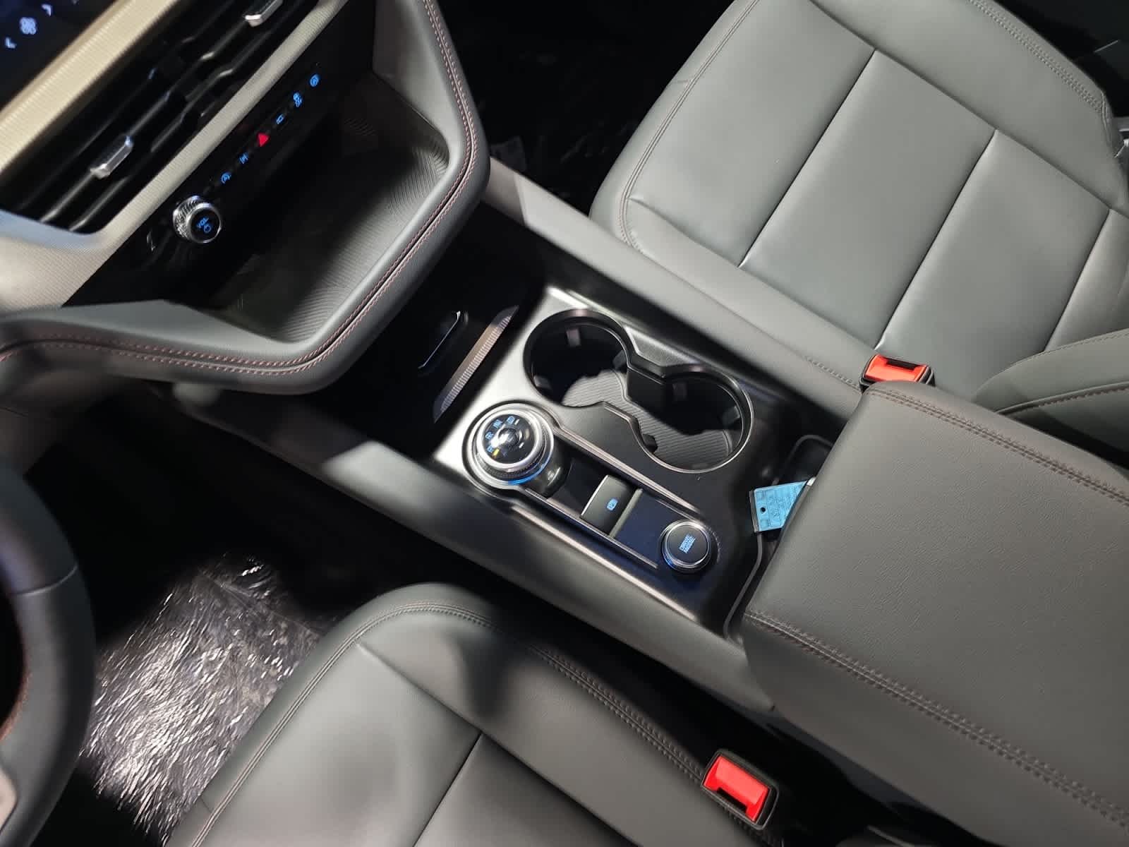 new 2025 Ford Explorer car, priced at $45,135